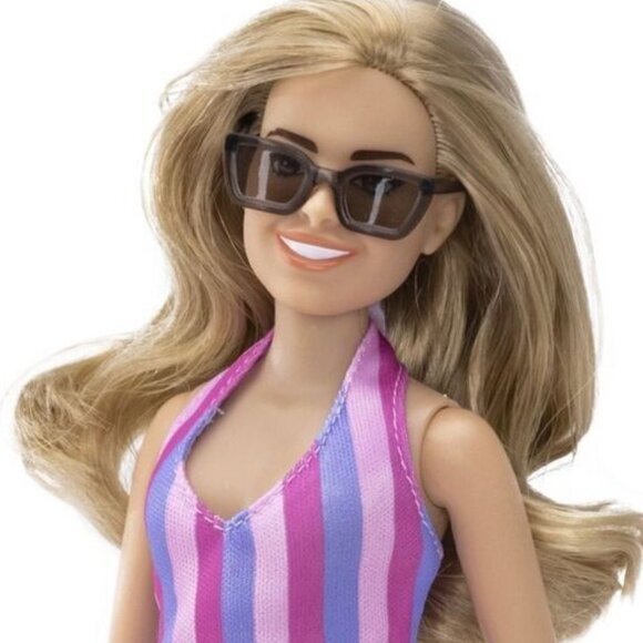 Addison Rae Fashion Doll (Twins/BFFs) Beach Style Body Positivity NIB Lot of 2 - Picture 6 of 8